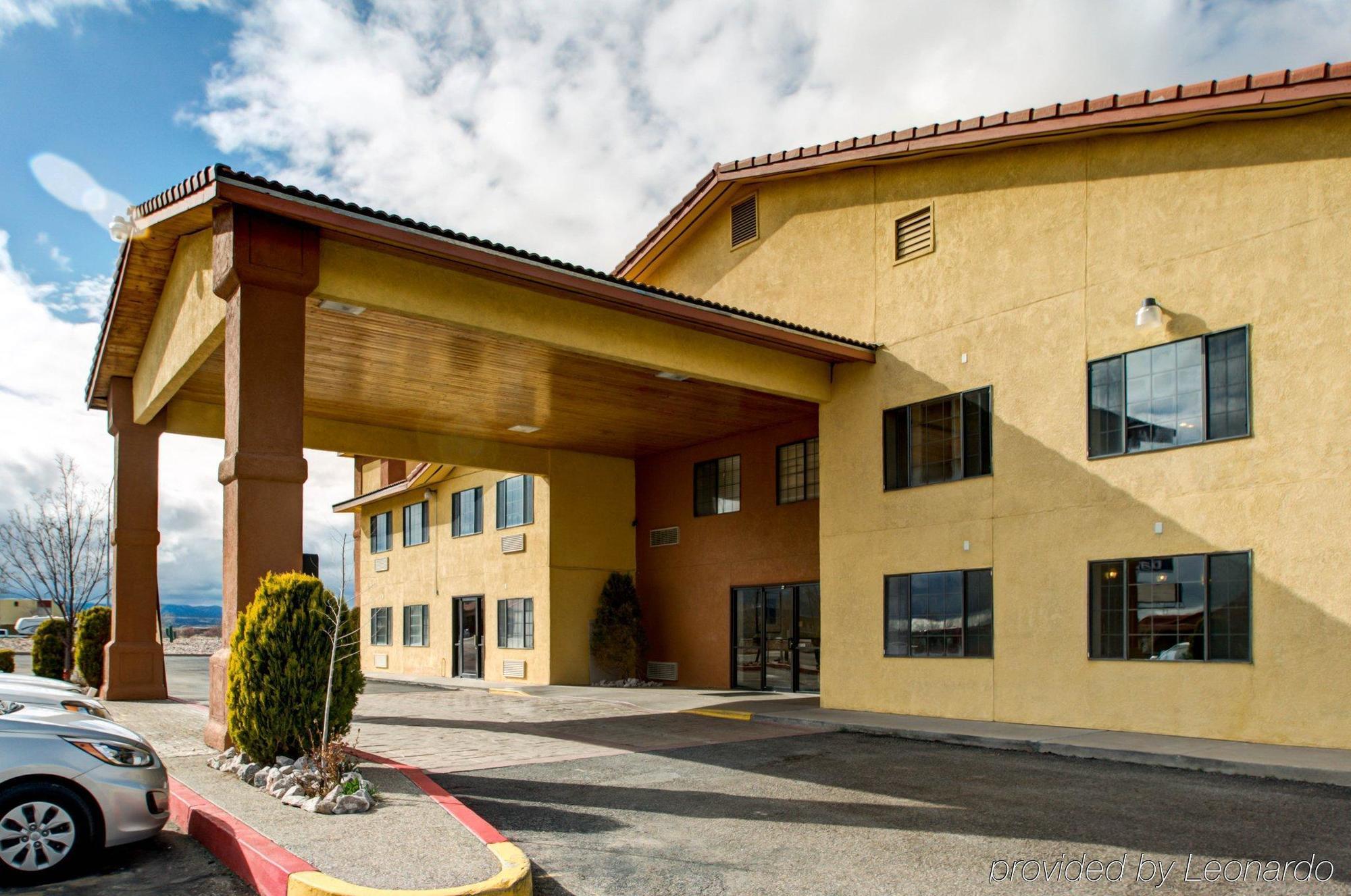 Quality Inn & Suites Grants - I-40 Exterior foto